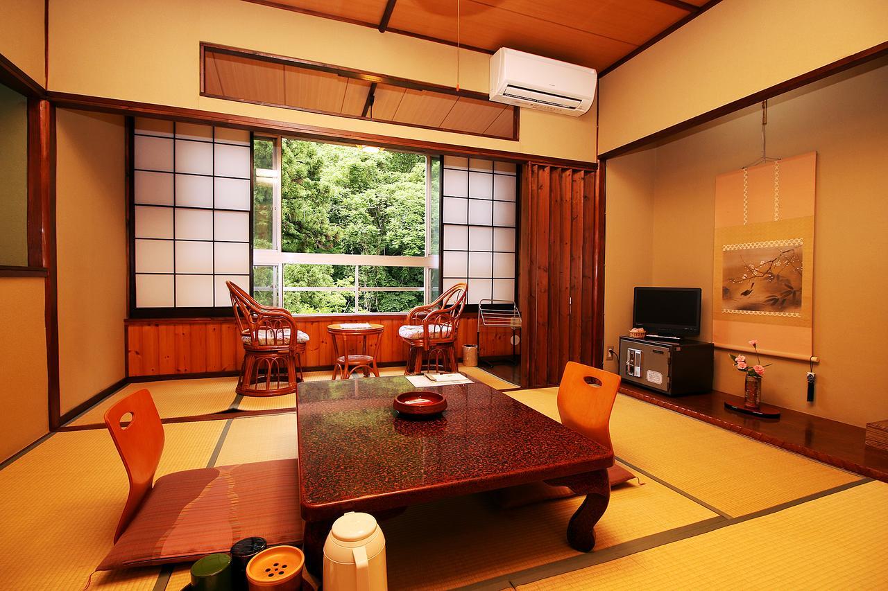 Hôtel Oyado Higashiyama à Aizuwakamatsu Extérieur photo
